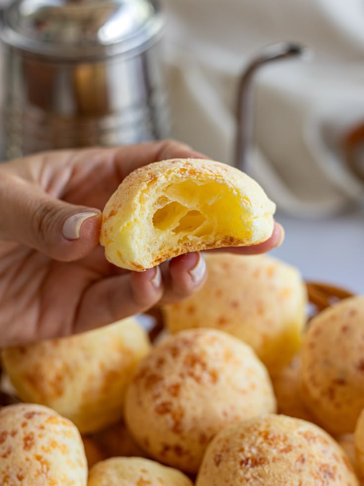 Porção de pão de queijo